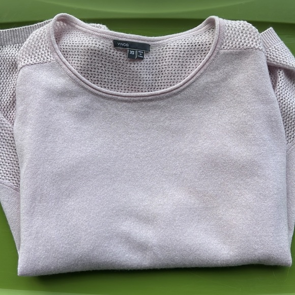 Vince Wisteria Pink Lilac Cashmere Sweater Perforated - Picture 4 of 9